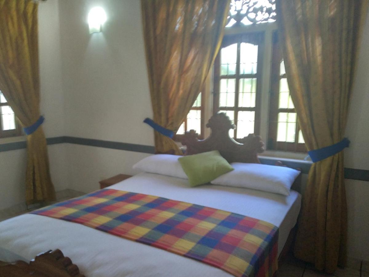 Vijai Resort Negombo Bagian luar foto