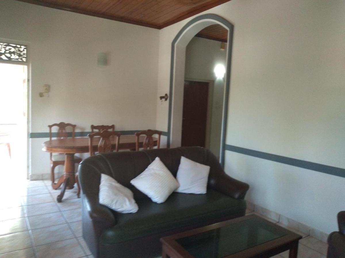 Vijai Resort Negombo Bagian luar foto