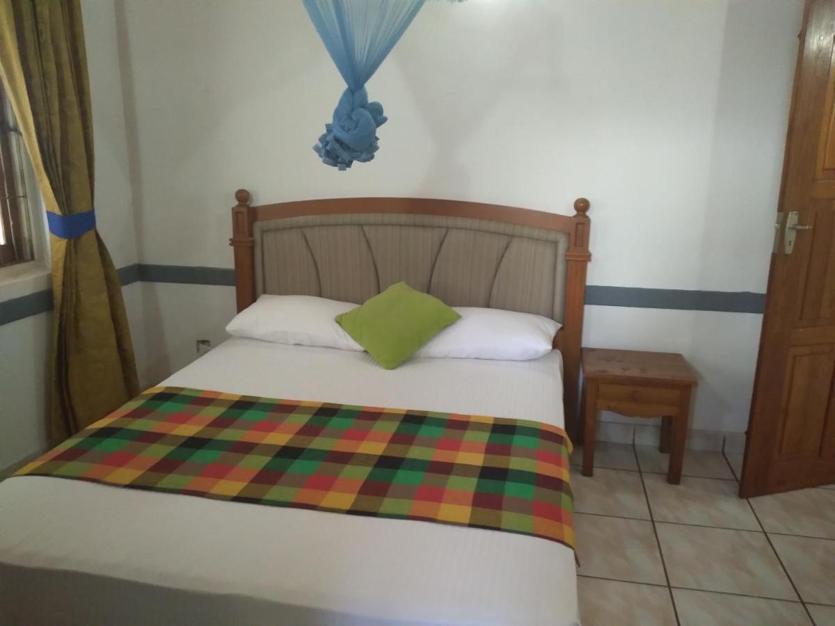 Vijai Resort Negombo Bagian luar foto