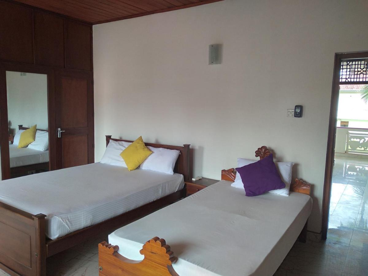 Vijai Resort Negombo Bagian luar foto