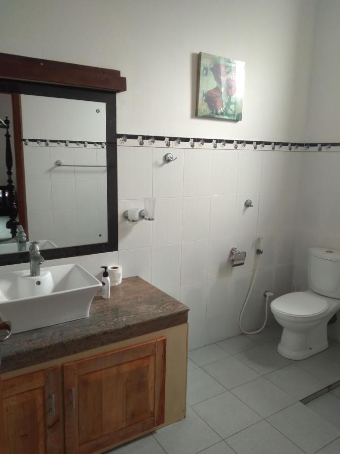Vijai Resort Negombo Bagian luar foto