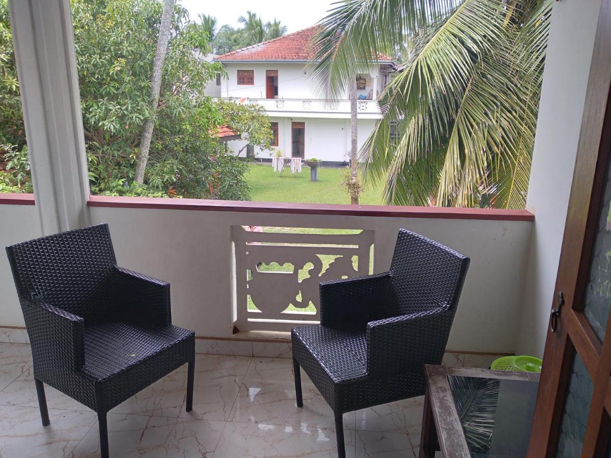 Vijai Resort Negombo Bagian luar foto