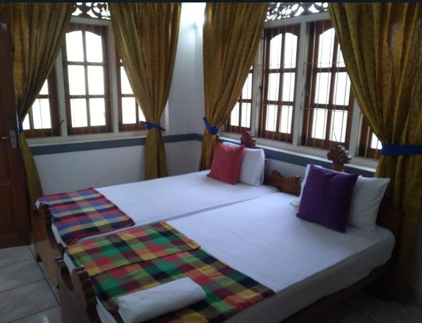 Vijai Resort Negombo Bagian luar foto